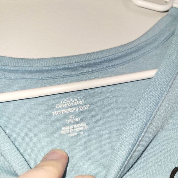 Simply Blessed Short Sleeve Blue T-Shirt XL - Picture 2 of 7